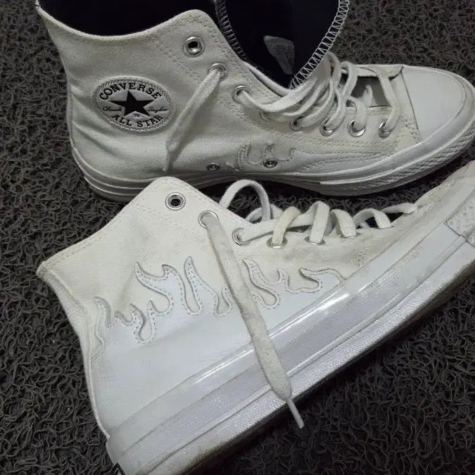 [BUNJANG] Converse All Star High Ivory Flame Custom Sneakers / 컨버스 올스타 하이 화이트 불꽃 커스텀