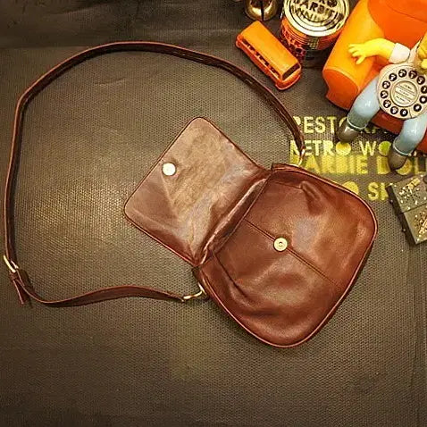 [BUNJANG] Vintage Crossbody Leather Bag / 452 크로스가방 크로스백 가죽백 가죽가방 빈티지가방 여성가방 여자백