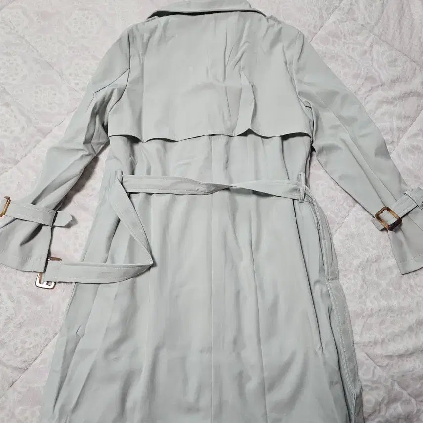 [BUNJANG] Mint Green Double Button Trench Coat / 민트색 더블 버튼 트렌치 코트