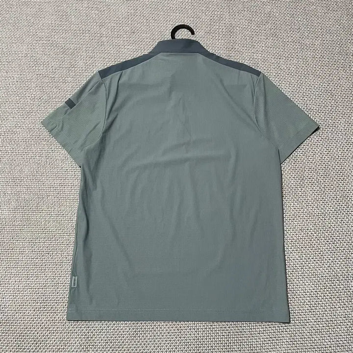 [BUNJANG] Millet Functional Half-Zip T-shirt / L 밀레 반집업 기능성 반팔티 B.7711