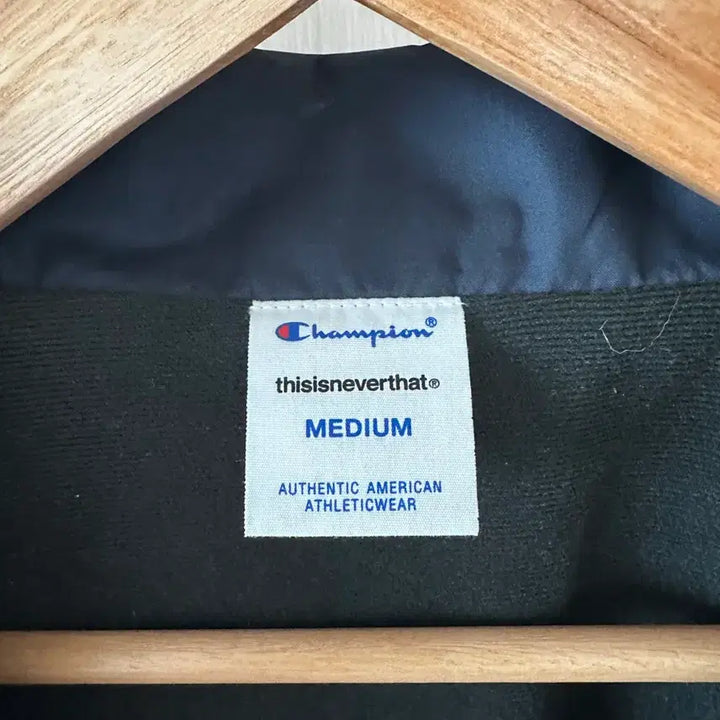 [BUNJANG] Champion Thisisneverthat Coach Jacket Navy M / 챔피온 디스이즈네버댓 코치자켓 네이비 M
