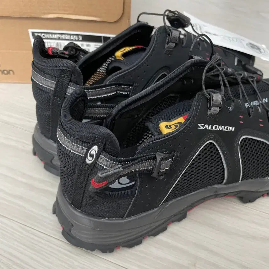 [BUNJANG] Salomon Techamphibian 3 Black Sneakers / 살로몬 테크암피비안3 블랙 운동화