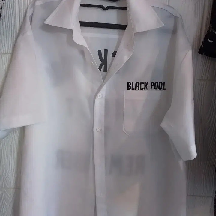 [BUNJANG] R.Lee Crew Black Print Short Sleeve Shirt / R.Lee Crew 흰색 반팔 남방 블랙풀 프린팅
