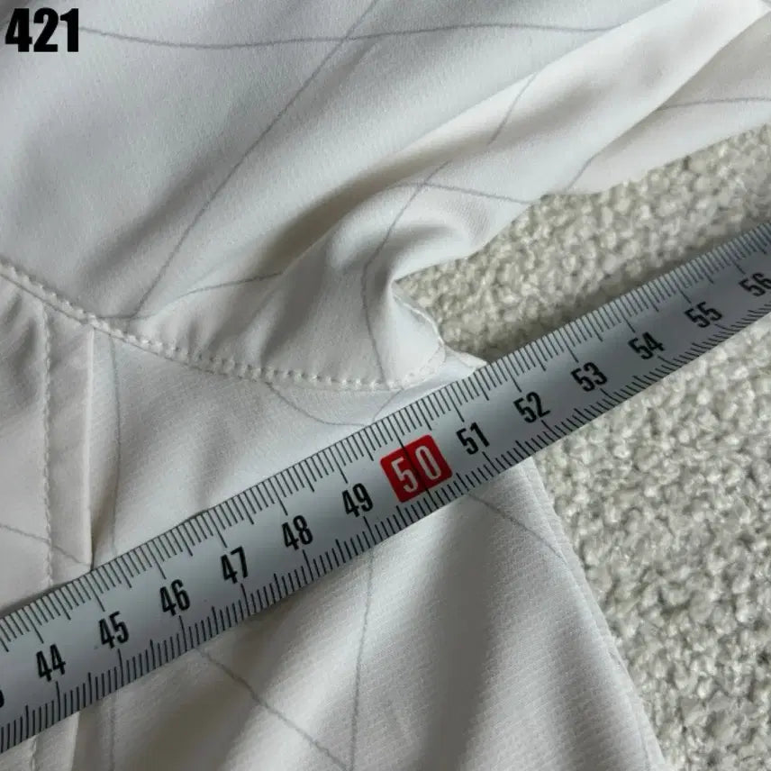 [BUNJANG] Descente White Pattern Hooded Windbreaker / 데상트 화이트 패턴 후드 바람막이