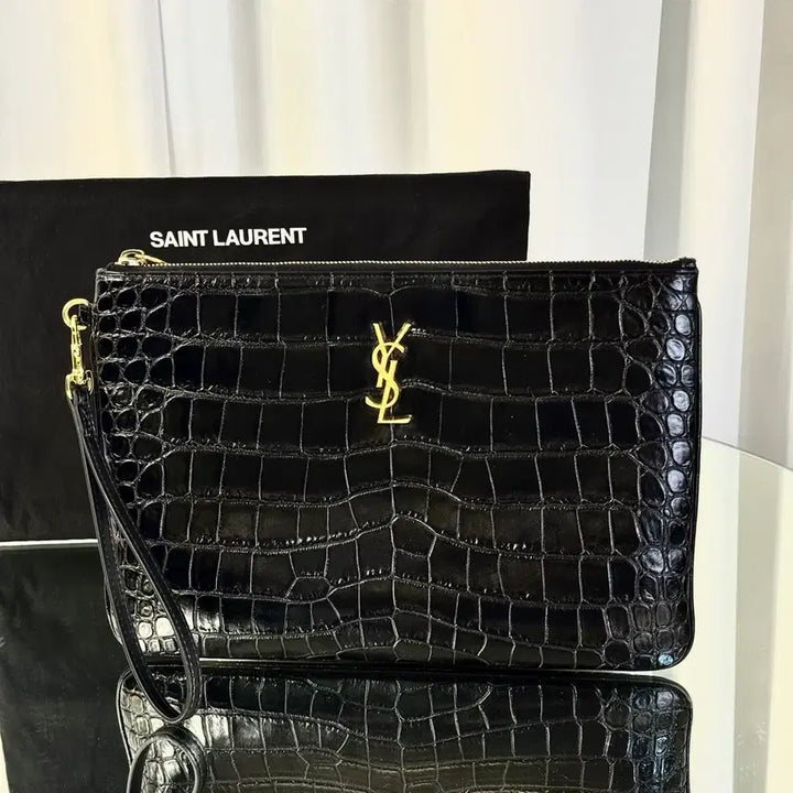 [BUNJANG] Yves Saint Laurent Crocodile Black Gold Clutch Bag / 입생로랑 크로커다일 블랙 골드 클러치백