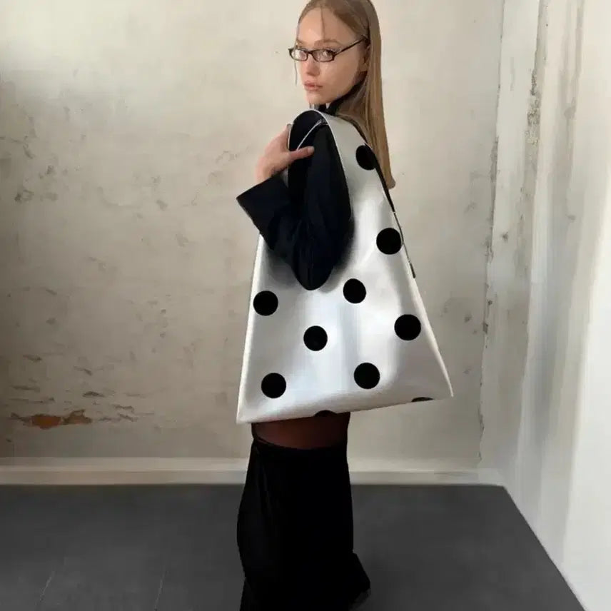 [BUNJANG] Chemical Sports Dot Pattern Big Shoulder Bag / 케미컬스포츠 도트 빅백