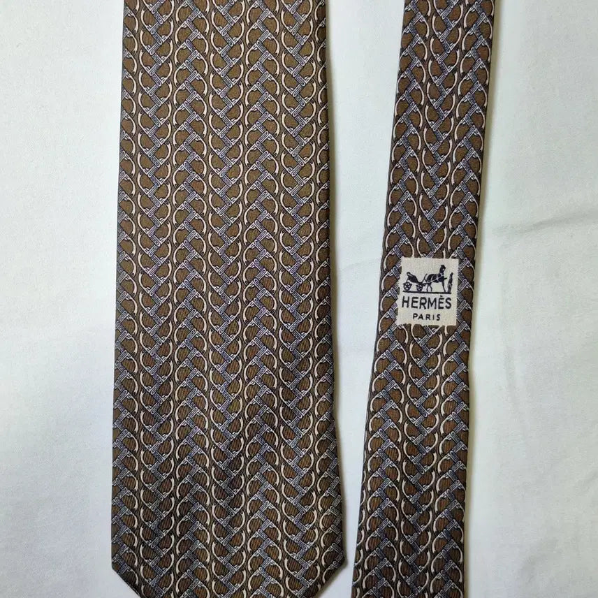[BUNJANG] Hermes Horsebit Link Silk Tie / 에르메스 브라운 호스빗 링크 실크 넥타이