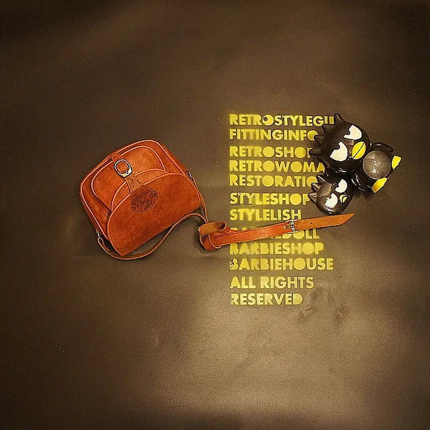 [BUNJANG] Vintage Leather Crossbody Bag / 466 크로스백 크로스가방 레더백 빈티지 가죽가방 레더가방 미니백