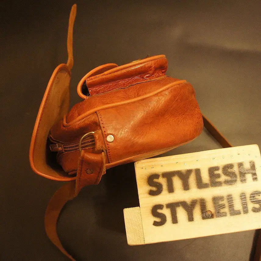 [BUNJANG] Vintage Leather Crossbody Bag / 466 크로스백 크로스가방 레더백 빈티지 가죽가방 레더가방 미니백