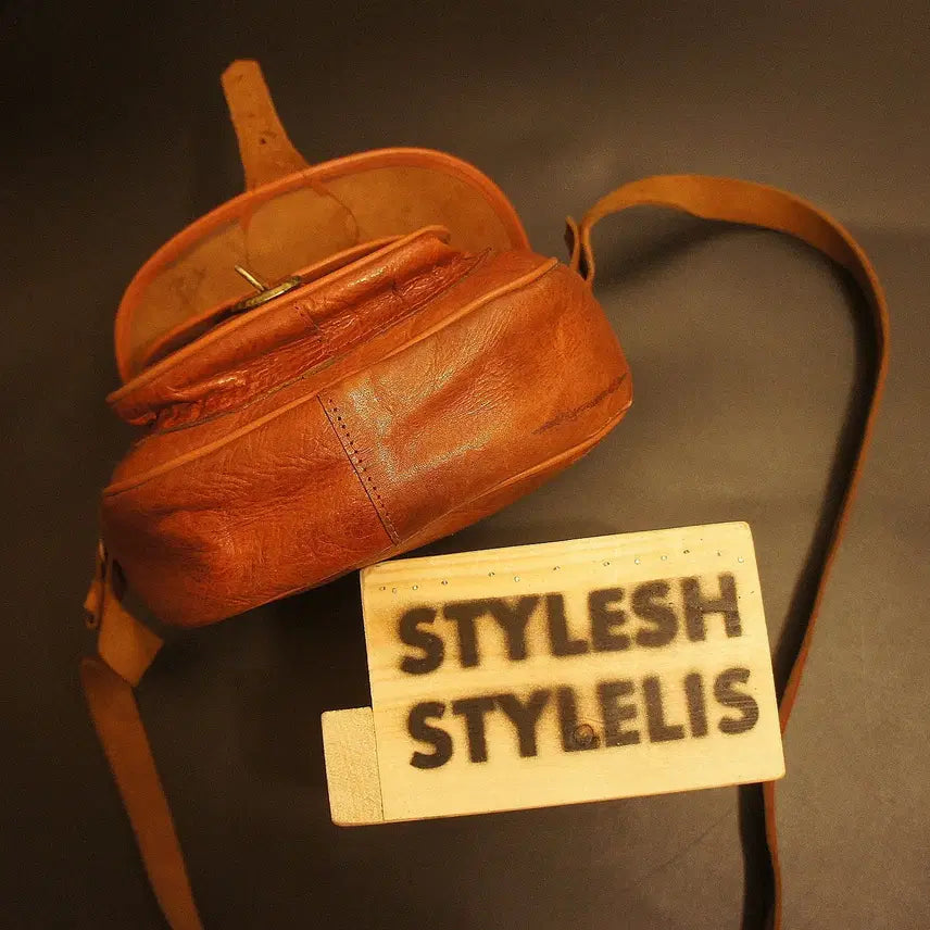 [BUNJANG] Vintage Leather Crossbody Bag / 466 크로스백 크로스가방 레더백 빈티지 가죽가방 레더가방 미니백