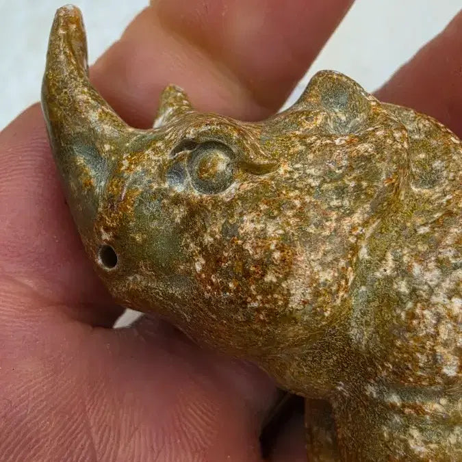 [BUNJANG] Ancient Jade Rhinoceros Sculpture / 고옥에강옥 코뿔소옥