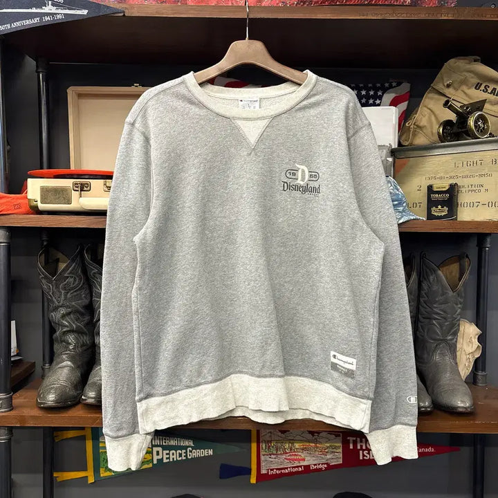 [BUNJANG] Champion Originals Disneyland Two-Tone Ringer Sweatshirt / 챔피온 오리지널스 디즈니랜드 투톤 링거 스웻셔츠 N1238