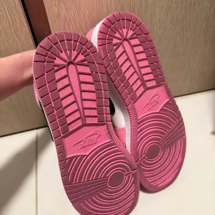 [BUNJANG] Nike Jordan Low Rush Pink Sneakers / 조던 로우 러쉬핑크 240 245
