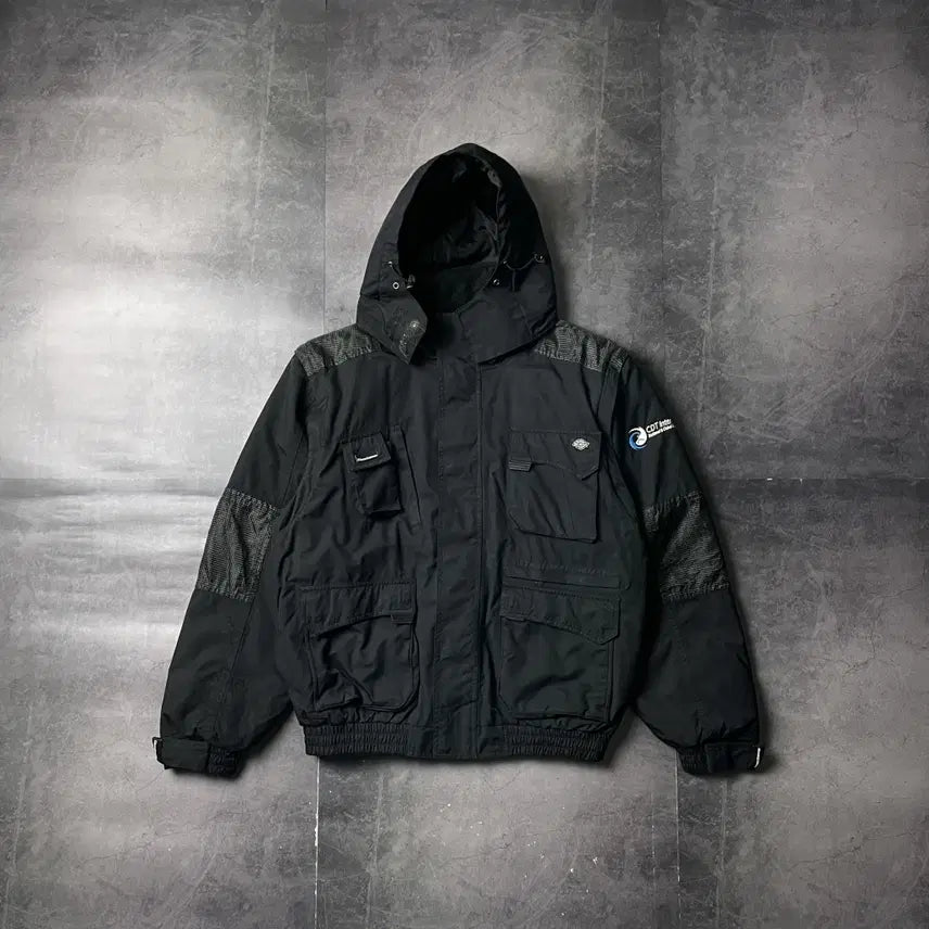 [BUNJANG] Dickies Black Detachable Hood Vest Work Jacket / DICKIES 디키즈 블랙 후드 탈부착 베스트 워크 자켓 A00830