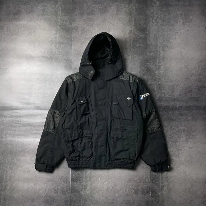[BUNJANG] Dickies Black Detachable Hood Vest Work Jacket / DICKIES 디키즈 블랙 후드 탈부착 베스트 워크 자켓 A00830