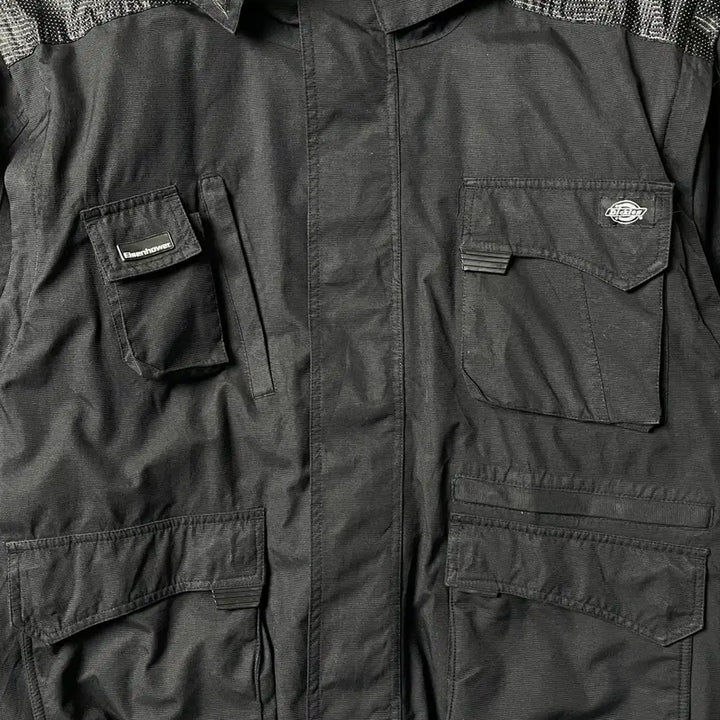 [BUNJANG] Dickies Black Detachable Hood Vest Work Jacket / DICKIES 디키즈 블랙 후드 탈부착 베스트 워크 자켓 A00830