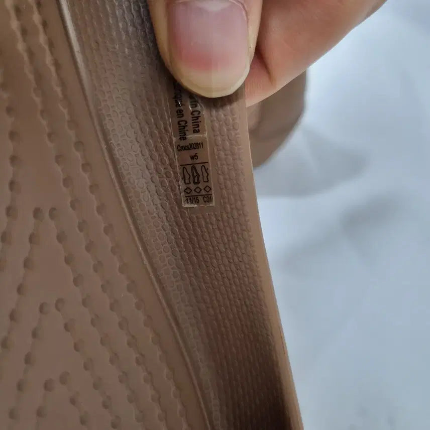 [BUNJANG] Crocs Sienna Flat Shoes Sandals Slippers / 빈티지하서 w5 220 크록스 시에나 플랫 슈즈 샌들 슬리퍼