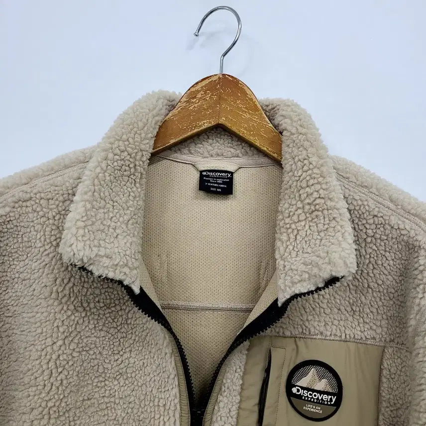 [BUNJANG] Discovery Beige Fleece Jacket / 디스커버리 베이지 뽀글이 플리스 자켓/105/앨리스/1022