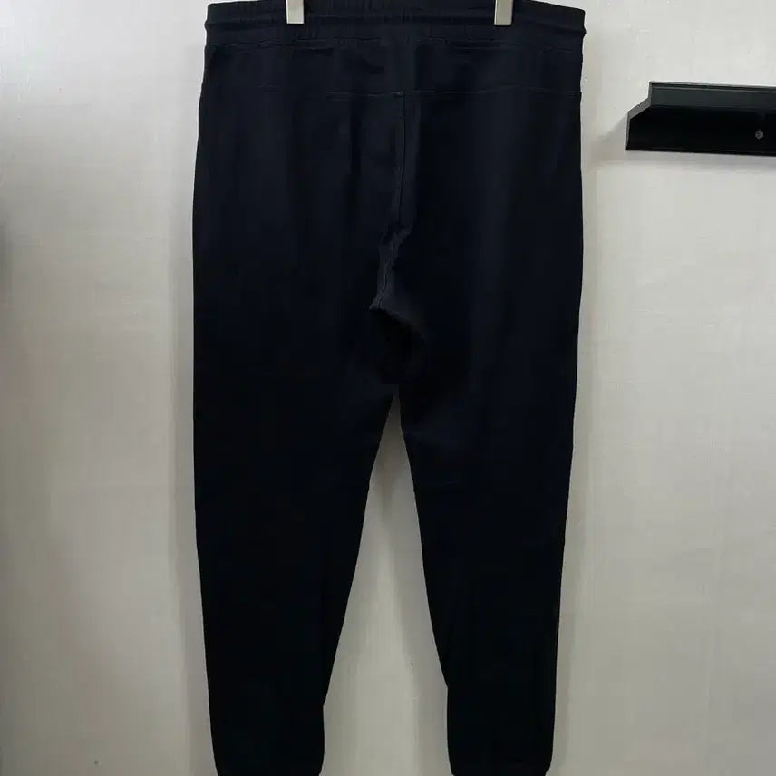 [BUNJANG] C.P. Company Black Jogger Pants L / C.P. 컴퍼니 블랙 조거 팬츠 L