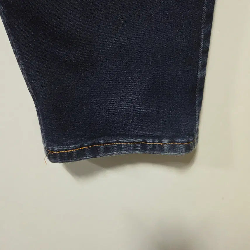 [SOLD OUT] 리바이스 502 슬림 스판 진청 데님 팬츠 32 26042119