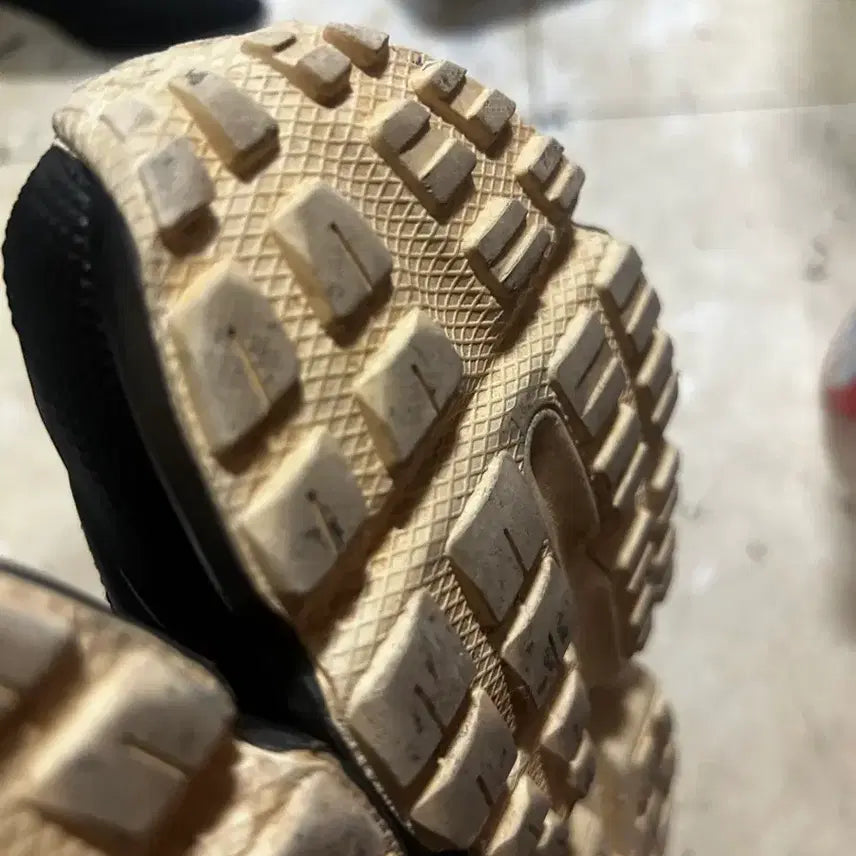 [BUNJANG] K2 Flyhike Cube 2.0 Gore-Tex Trekking Shoes Navy 245cm / k2 플라이하이크 큐브2.0 코어텍스 트레킹화 네이비 245cm