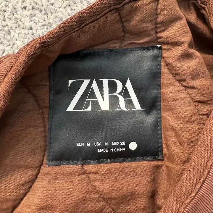 [BUNJANG] Zara Quilted Jacket with Waist String - Women&