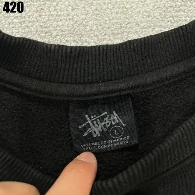 [BUNJANG] Stussy Black Crewneck Sweatshirt / 스투시 블랙 맨투맨 티셔츠