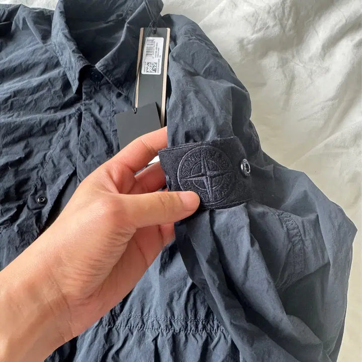 [BUNJANG] Stone Island Ghost Overshirt with Soft Feel and Pockets - Black / xl)25ss 스톤아일랜드 고스트 오버셔츠 소프트 필 앤 포켓 블랙