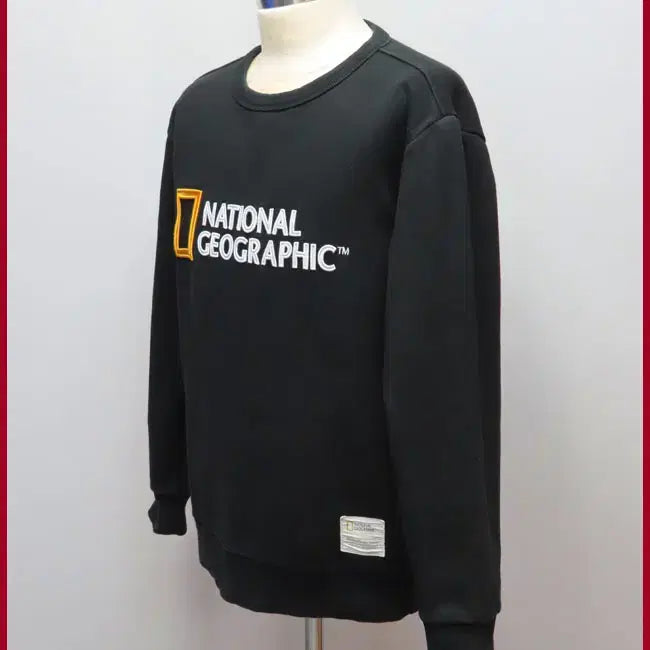 [BUNJANG] National Geographic Black Crewneck Sweatshirt / 내셔널지오그래픽/검정색 맨투맨티/100사이즈/따봉구제(G-14)