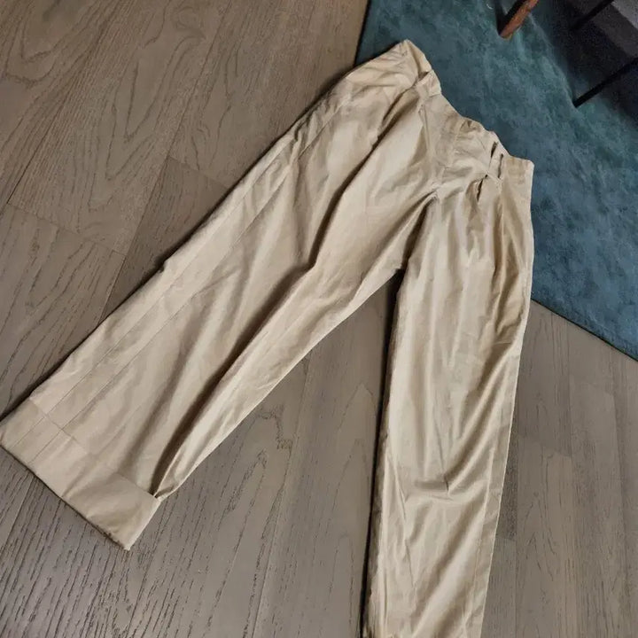 [SOLD OUT] 띠어리 핀턱바지 여름소재