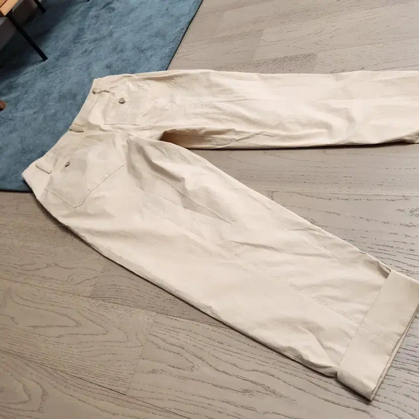 [SOLD OUT] 띠어리 핀턱바지 여름소재