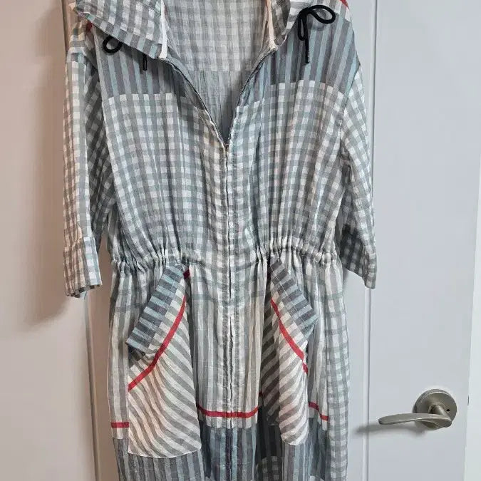 [BUNJANG] Triana Check Pattern Hooded Long Coat / 트리아나 체크 패턴 후드 롱 코트