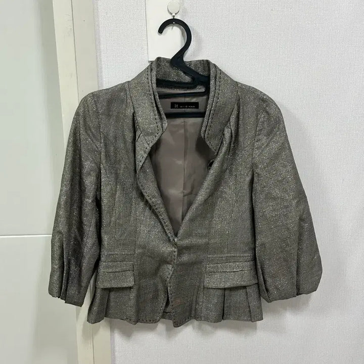 [SOLD OUT] 반짝이 은색 숏 자켓 [85] - 배송비포함