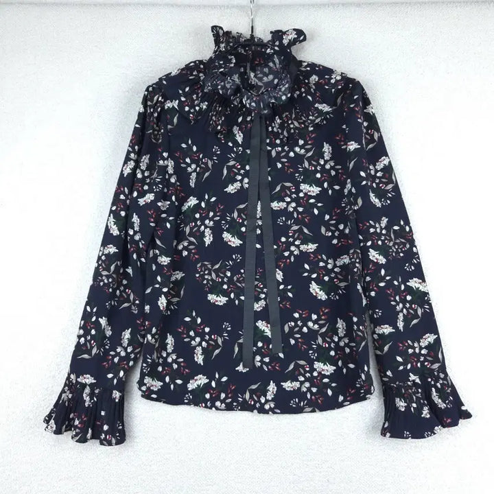 [BUNJANG] Floral Ribbon Blouse (Navy) - Women&