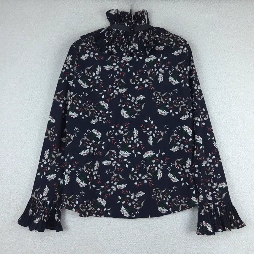 [BUNJANG] Floral Ribbon Blouse (Navy) - Women&
