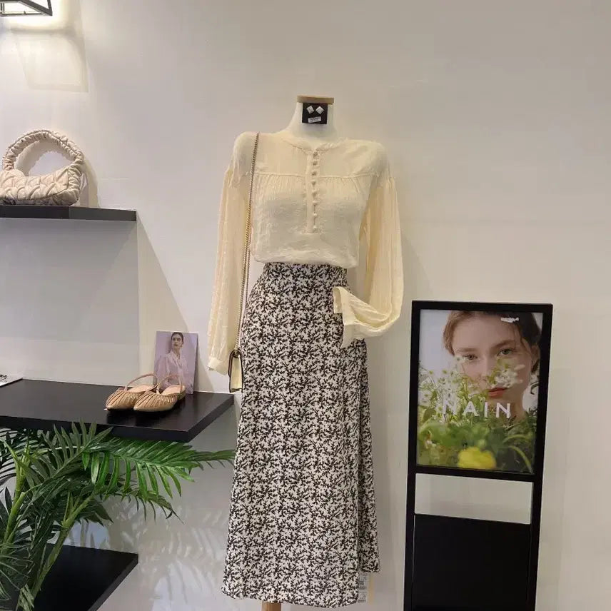 [BUNJANG] NINE Floral Print Flare Skirt / 나인)잔꽃무늬 스커트