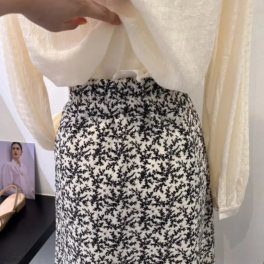 [BUNJANG] NINE Floral Print Flare Skirt / 나인)잔꽃무늬 스커트