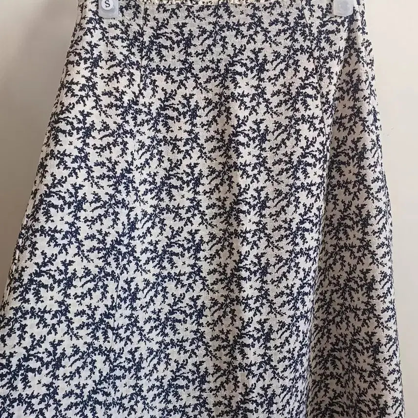[BUNJANG] NINE Floral Print Flare Skirt / 나인)잔꽃무늬 스커트