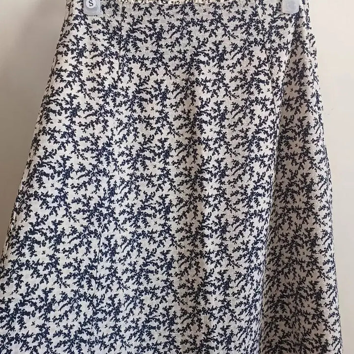 [BUNJANG] NINE Floral Print Flare Skirt / 나인)잔꽃무늬 스커트