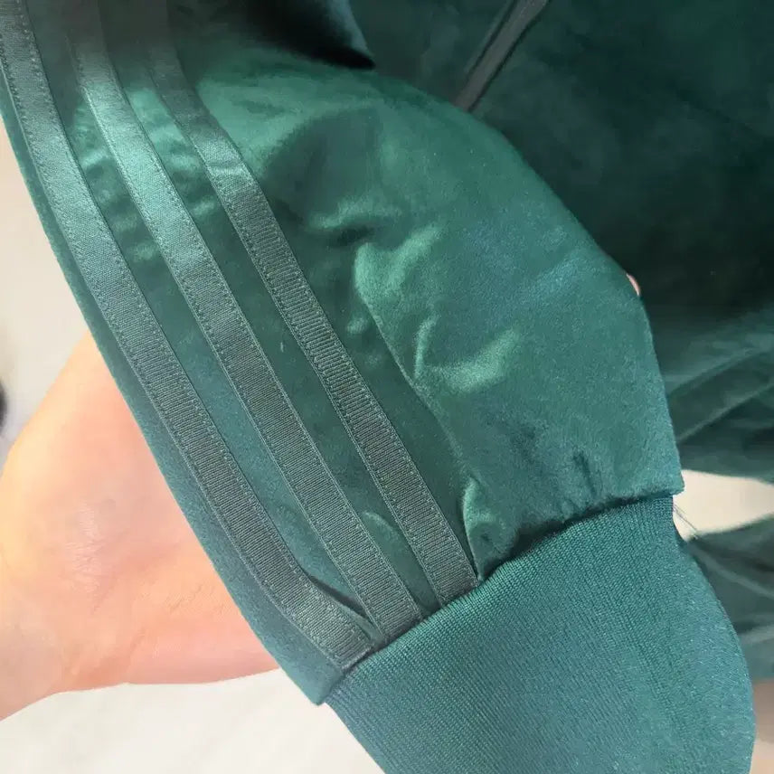 [BUNJANG] Adidas Velvet Track Top Green S / 아디다스 벨벳 트랙탑 그린 S
