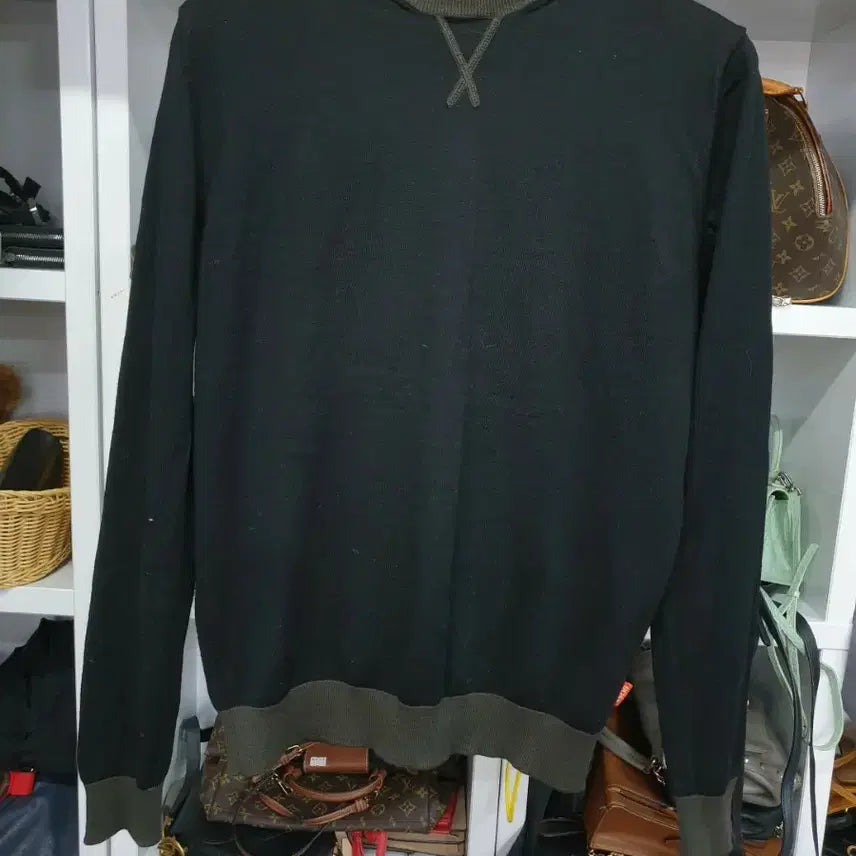 [BUNJANG] Boss Knit Sweater L / 보스 니트 L