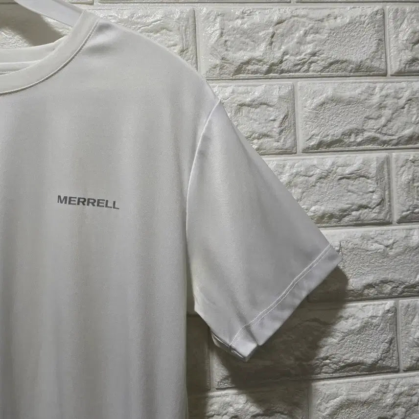[BUNJANG] Merrell Cooling Functional Short Sleeve T-shirt (M) / 머렐 기능성 쿨링 반팔티 M