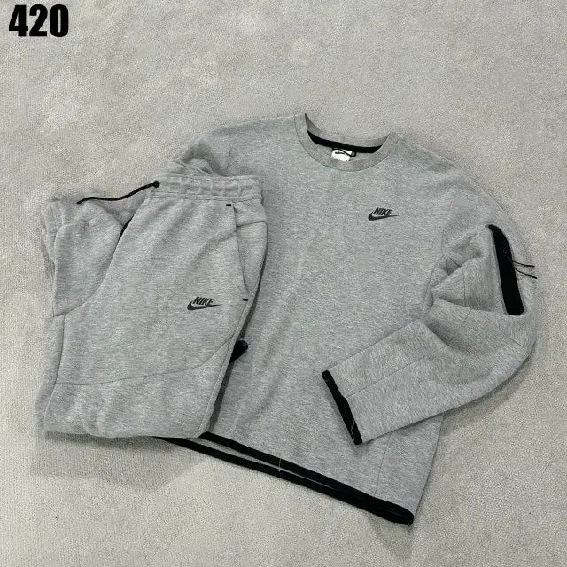 [BUNJANG] Nike Tech Fleece Sweatshirt Gray / 나이키 Tech Fleece 맨투맨 회색