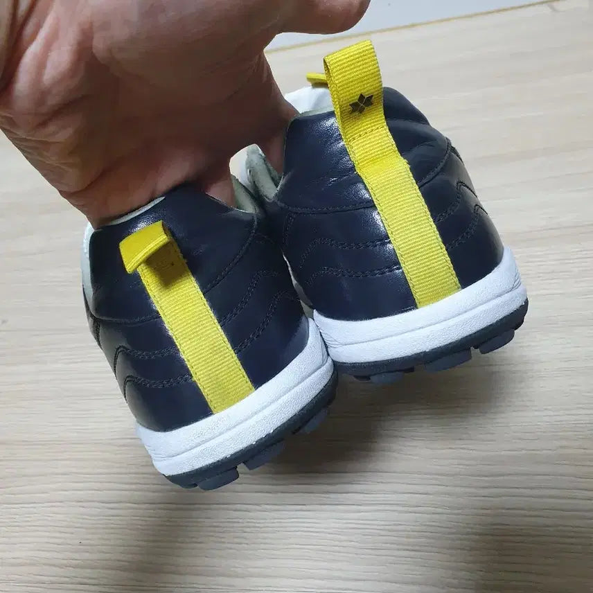 [SOLD OUT] 데스포르치 올댓부츠  캄피나스 풋살화 275