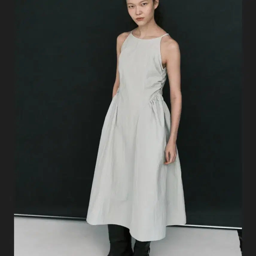 [BUNJANG] MAIS Halterneck Sleeveless Dress / 마이스 홀터넥 원피스