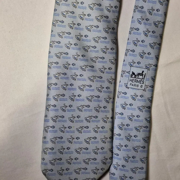[BUNJANG] Hermes Light Blue Bird Fish Pattern Silk Tie / 에르메스 라이트블루 버드 피쉬패턴 실크 넥타이