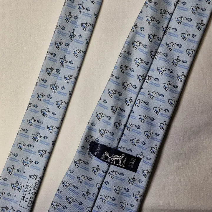 [BUNJANG] Hermes Light Blue Bird Fish Pattern Silk Tie / 에르메스 라이트블루 버드 피쉬패턴 실크 넥타이