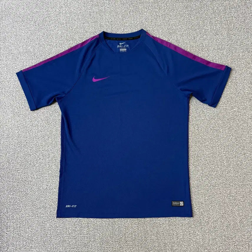 [SOLD OUT] 나이키 드라이핏 싸커 반팔 XL