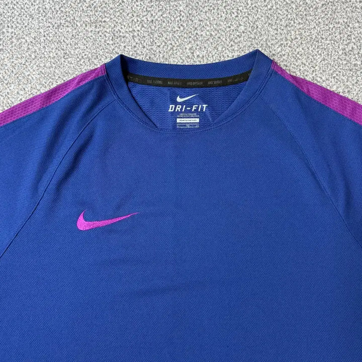 [SOLD OUT] 나이키 드라이핏 싸커 반팔 XL