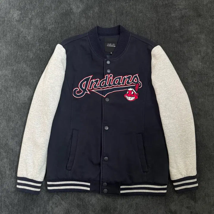 [SOLD OUT] 100 MLB 인디언스 야구 점퍼